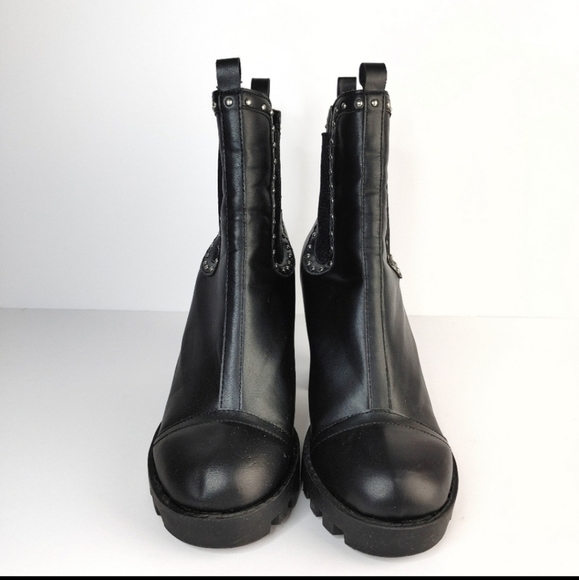 Black ankle boots with silver studs - Picture 8 of 8